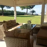 Seafront Glaros וילה *