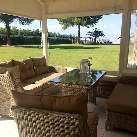 Seafront Glaros Villa *